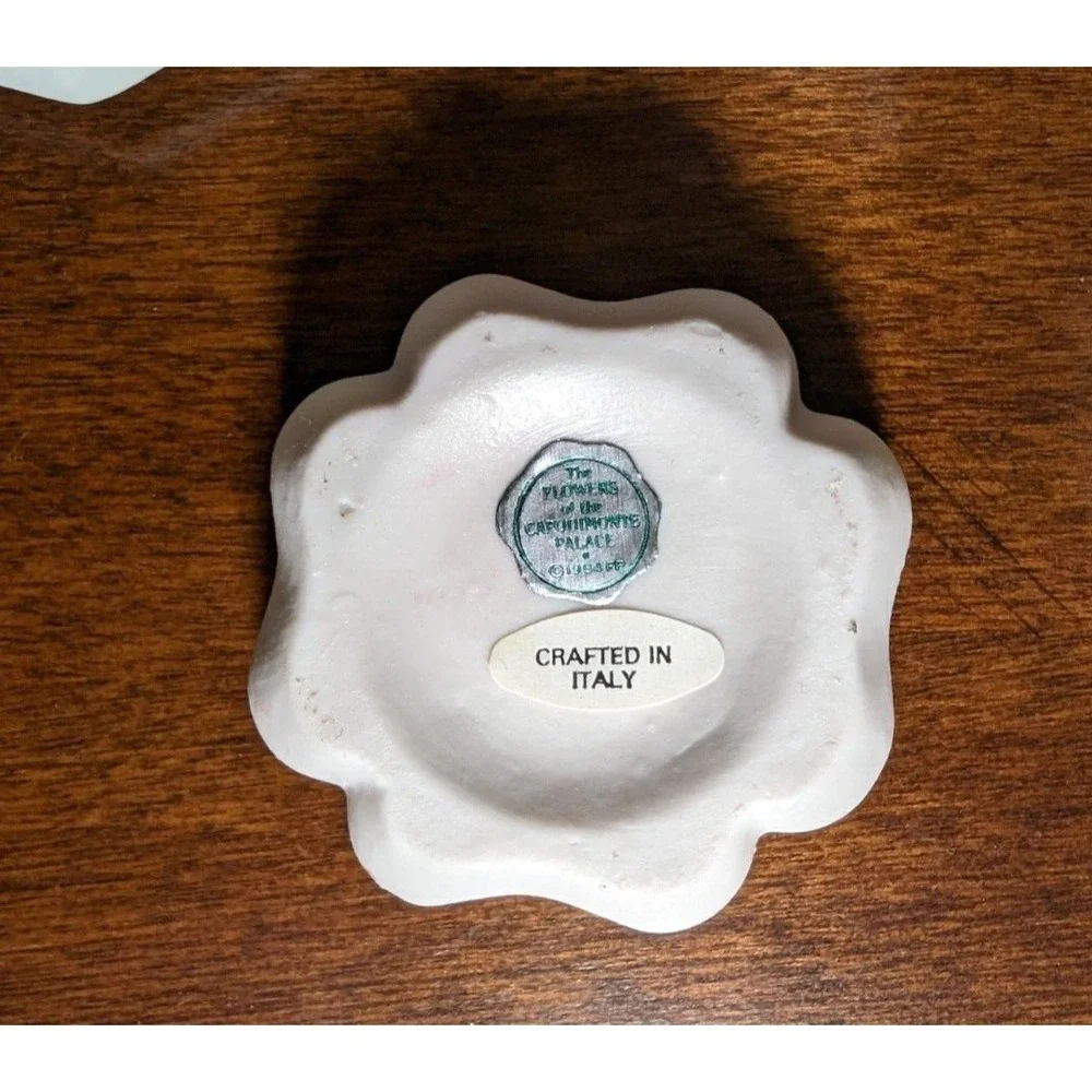 VTG Lot of 4 Capodimonte Porcelan Floral Lidded Trinket Boxes And Flower Vase
